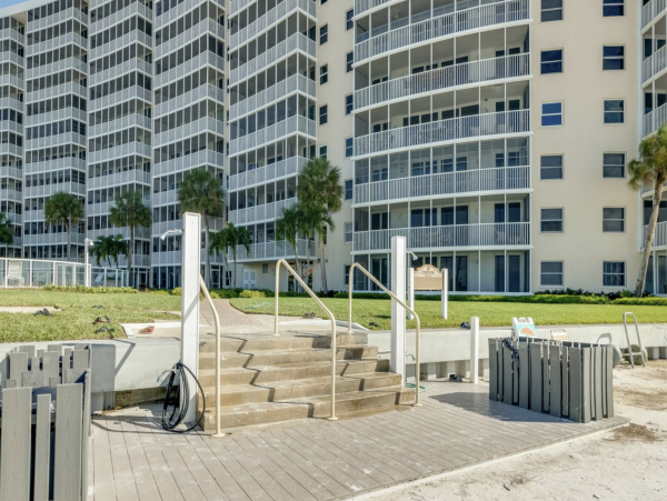 Siesta Key Beachfront Two Bedroom Vacation Condo